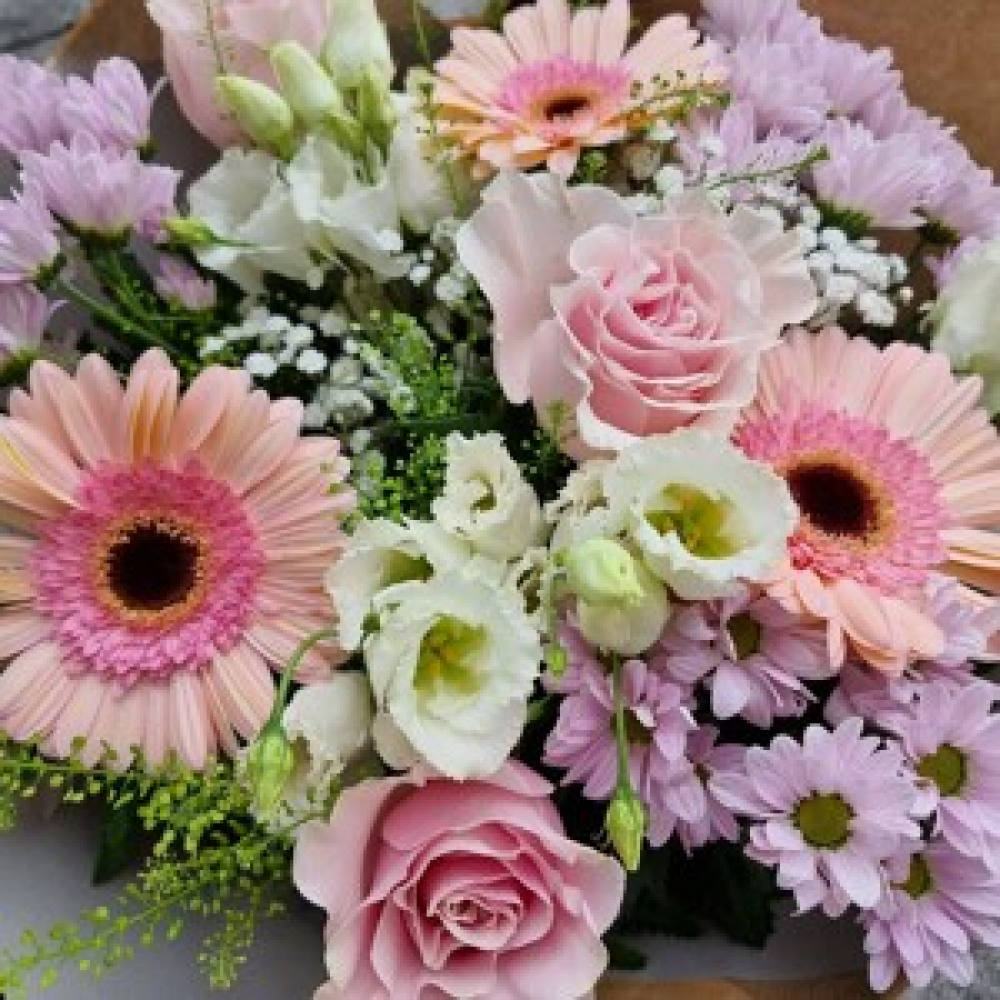 bloom with happiness bouq Product Image