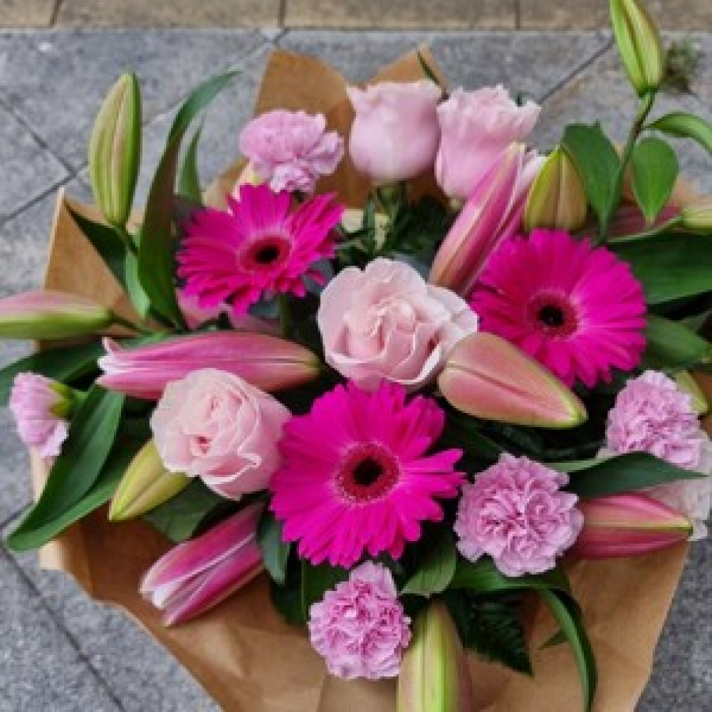 wink bouquet Product Image