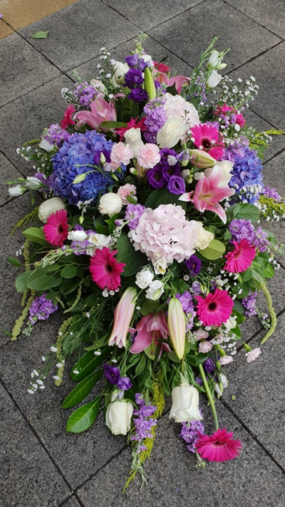 pink lilacs - picture is for illustration purposes only, as some stems may not be available when ordering